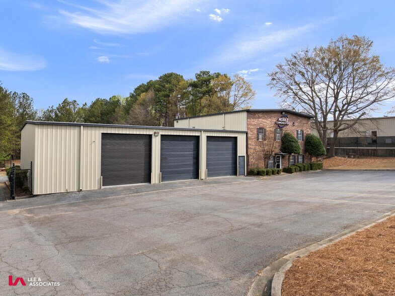 More Photos Of 885 Cripple Creek Dr, Lawrenceville Warehouse For Lease