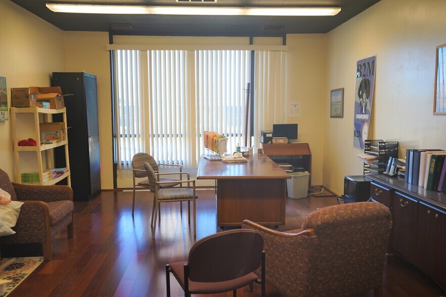 More Photos Of 206 Emerling Dr, Saint Louis Religious Facility For Sale