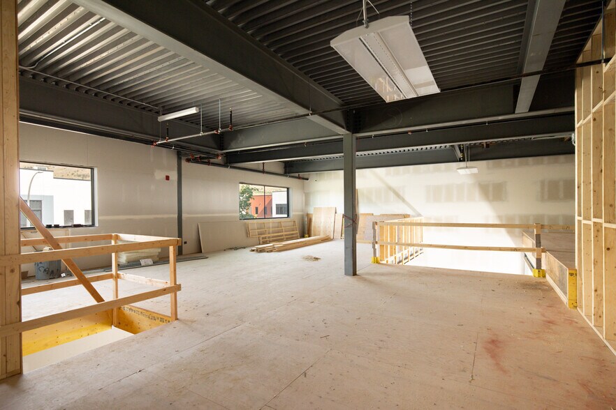 More Photos Of 3101 45 Av, Vernon Warehouse For Sale