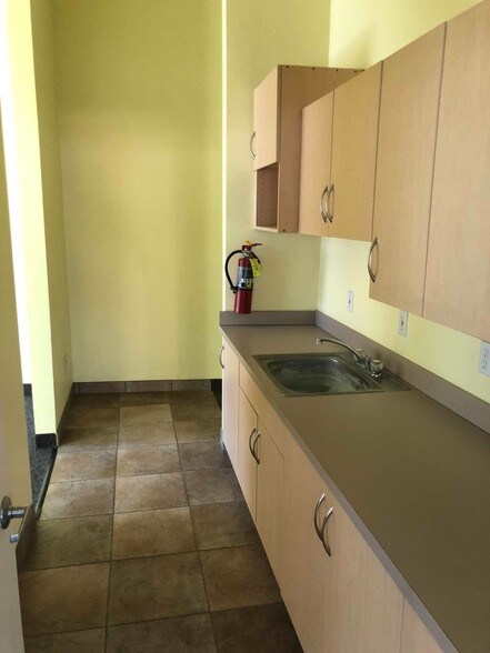 More Photos Of 80150 Hwy 111, Indio Unknown For Lease