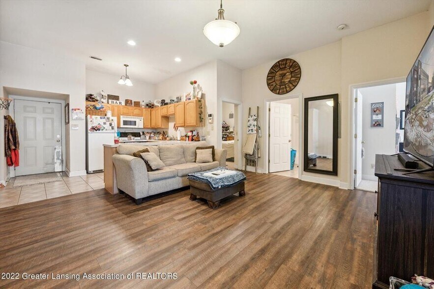 More Photos Of 335 Horatio St, Charlotte Apartments For Sale