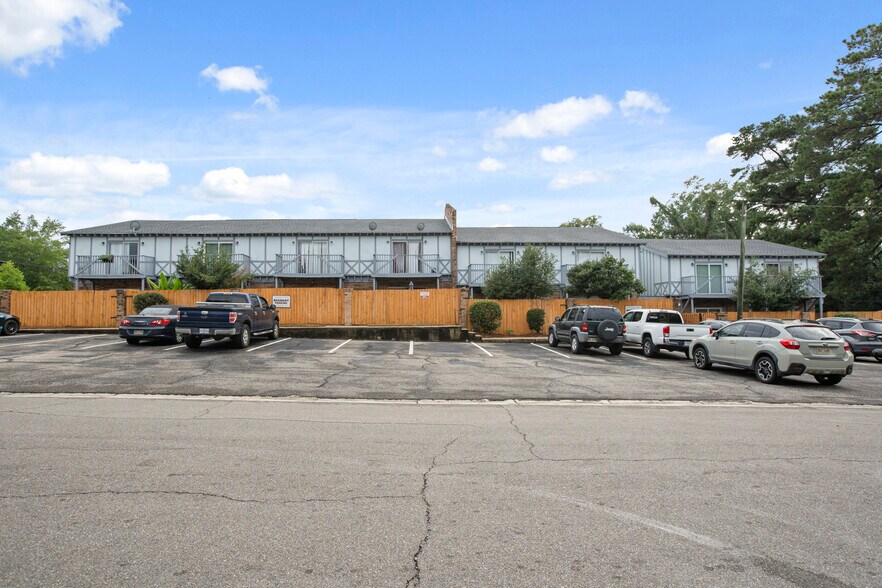 More Photos Of 901 W Pine St, Hattiesburg Apartments For Sale