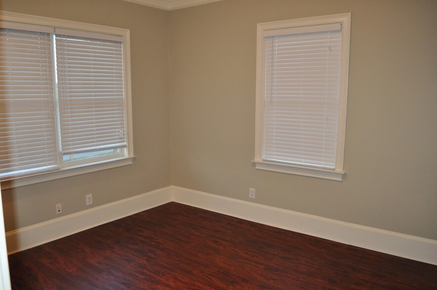 More Photos Of 4330 S Lee St, Buford Medical For Lease