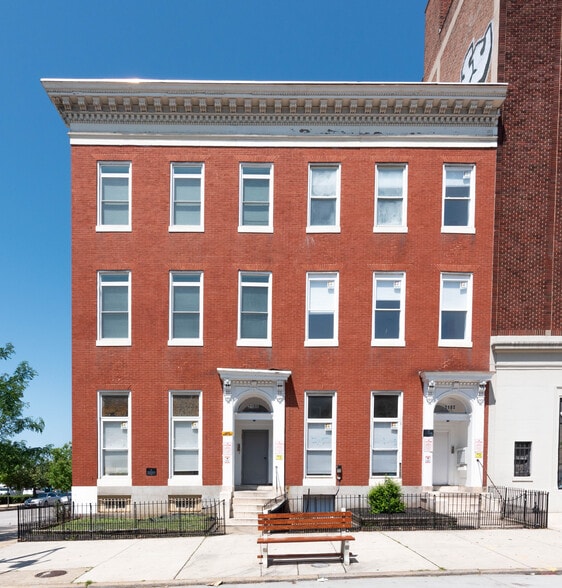 Primary Photo Of 2100-2102 Maryland Ave, Baltimore Apartments For Sale