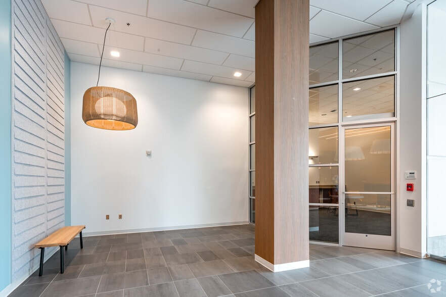 More Photos Of 1601 Lind Ave SW, Renton Office For Sale