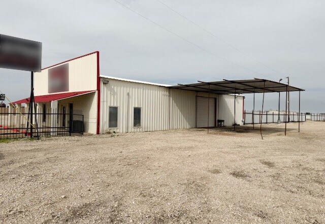More Photos Of 6312 S I-45, Wilmer Warehouse For Sale