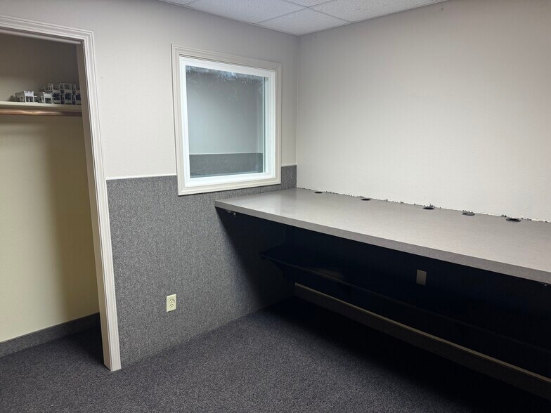 More Photos Of 1750 Manzanita Dr, Elko Office Residential For Sale