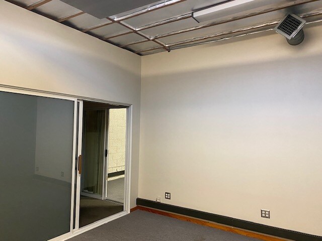 More Photos Of 13375 Beach Ave, Marina Del Rey Warehouse For Lease