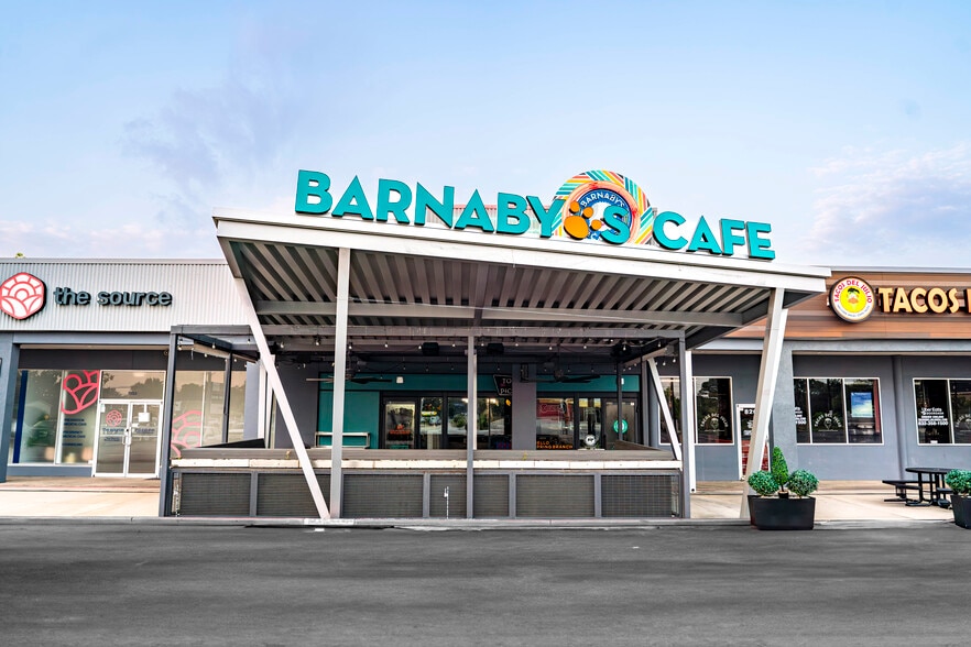 More Photos Of 8141 Long Point Rd, Houston Unknown For Lease