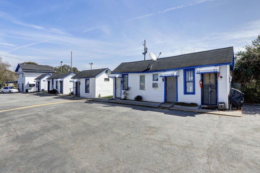 3314 Ogeechee Rd, Savannah, GA 31405 Hotel For Sale