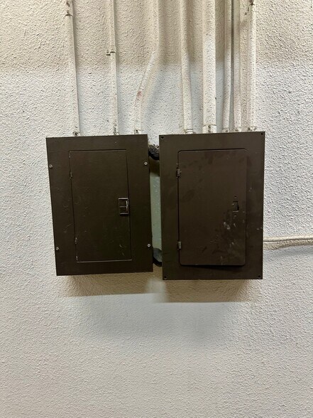 More Photos Of 2230 S Anne St, Santa Ana Manufacturing For Sale