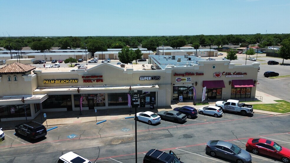 More Photos Of 3809 Call Field Rd, Wichita Falls Unknown For Lease
