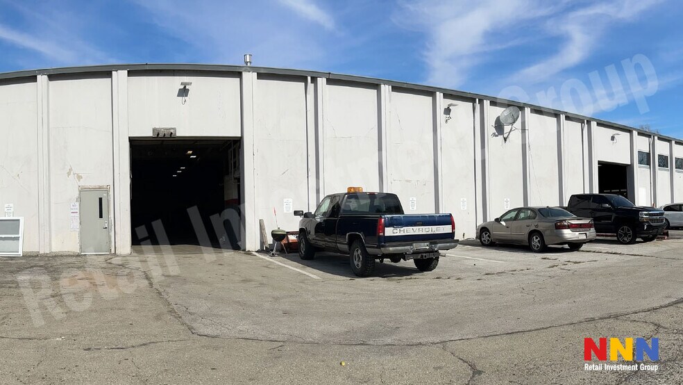 More Photos Of 2175 E New York St, Aurora Auto Dealership For Sale