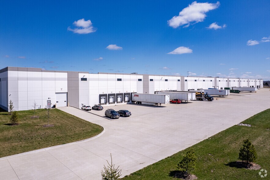 More Photos Of 9401 Georgia St, Merrillville Distribution For Lease