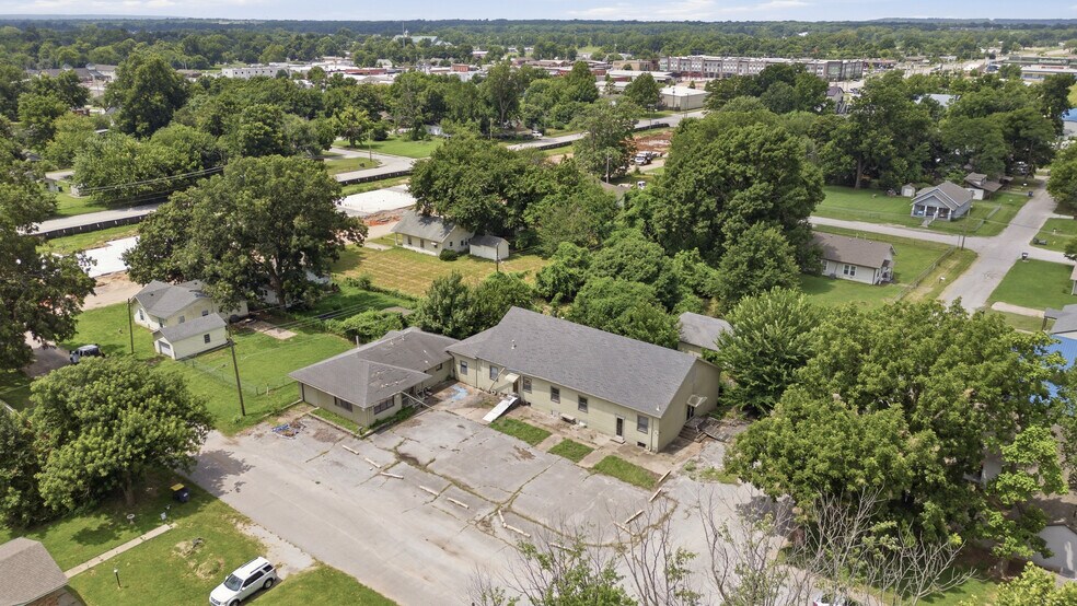 More Photos Of 226 E Jefferson St, Bixby General Retail For Sale