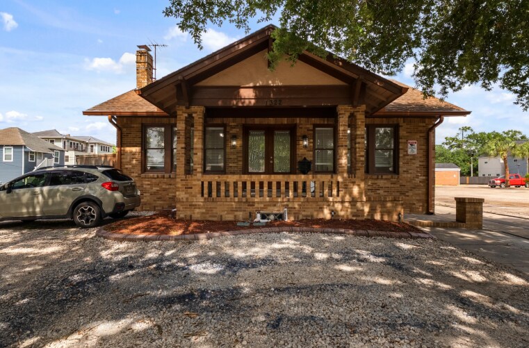 More Photos Of 1322 Yale St, Houston Office For Lease