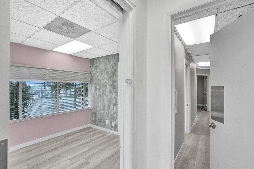 More Photos Of 2400 W Copans Rd, Pompano Beach Showroom For Lease