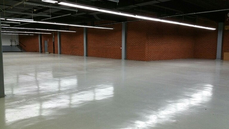 More Photos Of 220-306 Pasadena Ave, South Pasadena Light Distribution For Lease