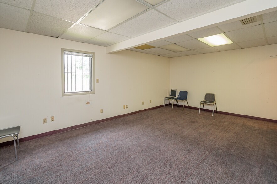 More Photos Of 730 Memorial Dr, Bessemer Medical For Sale