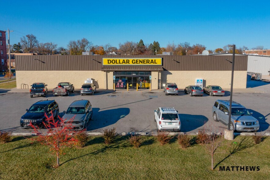 Primary Photo Of 707 Highway 14, Greene General Retail For Sale