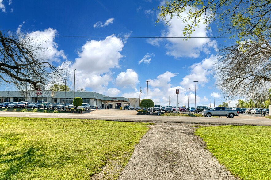 More Photos Of 4228 Hwy 377, Granbury Land For Sale