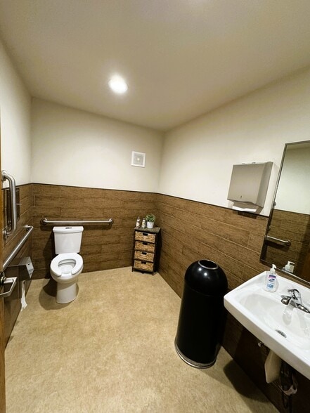 More Photos Of 4820 Rusina Rd, Colorado Springs Unknown For Lease