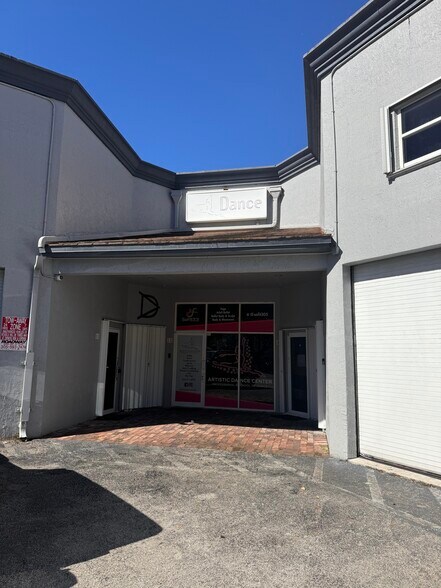 More Photos Of 10181 NW 58th St, Miami Warehouse For Lease