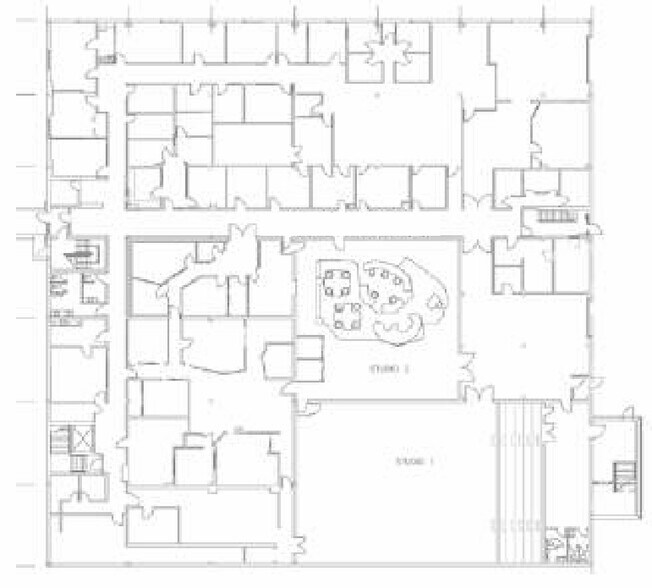 More Photos Of 3330 Rue King O, Sherbrooke Office For Sale