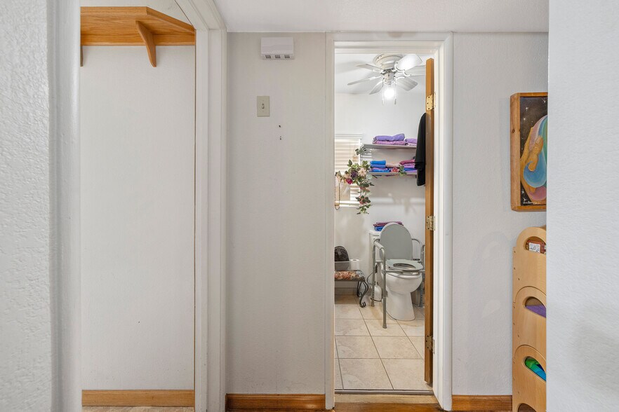 More Photos Of 909 E Noble Ave, Visalia Multifamily For Sale