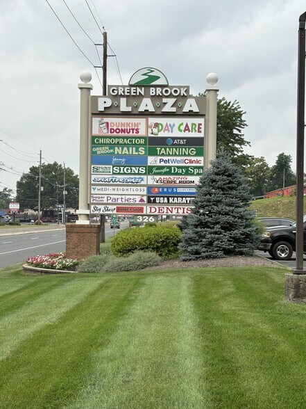 More Photos Of 326 Us Highway 22, Green Brook Unknown For Lease