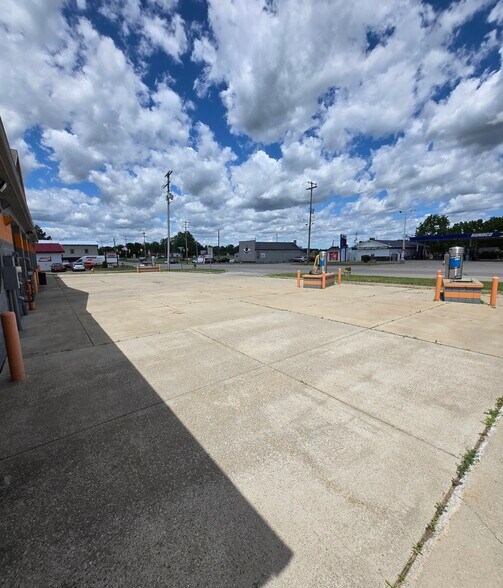 More Photos Of 11561 N Saginaw Rd, Clio Carwash For Sale