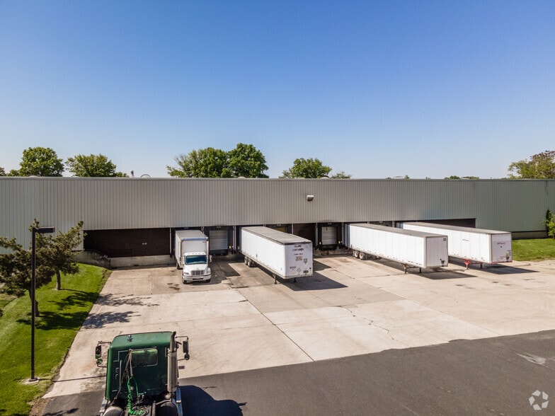More Photos Of 820 East Gate Dr, Mount Laurel Warehouse For Sale