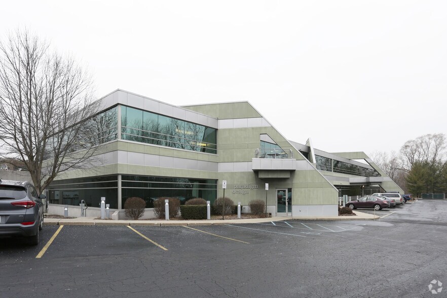 More Photos Of 550 3 Mile Rd NW, Grand Rapids Medical For Lease