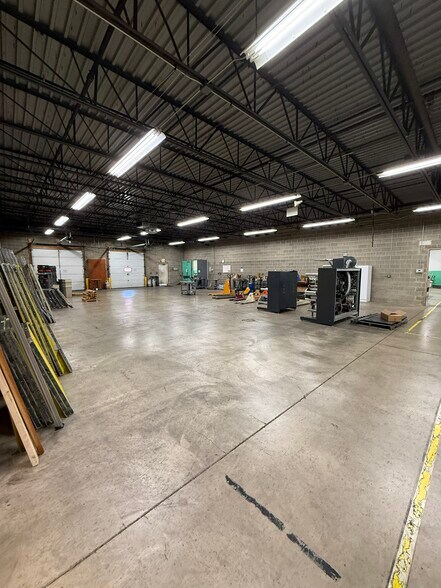 More Photos Of 2563 Technical Dr, Miamisburg Manufacturing For Sale