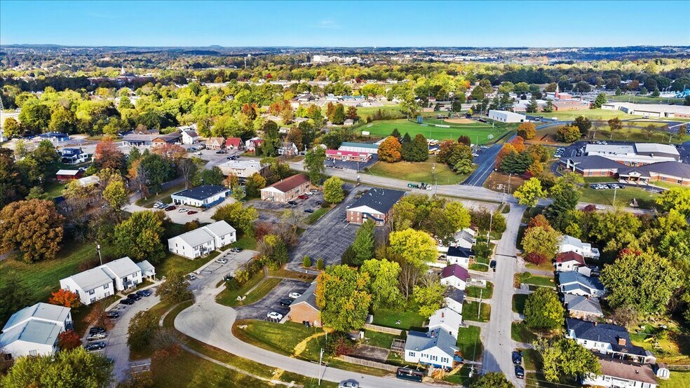 More Photos Of 617 Mulberry St, Elizabethtown Office For Sale