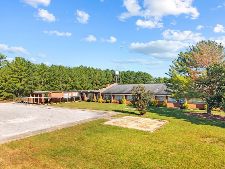 Primary Photo Of 8967 Cedar Grove School Loop Rd, Nashville Schools For Sale