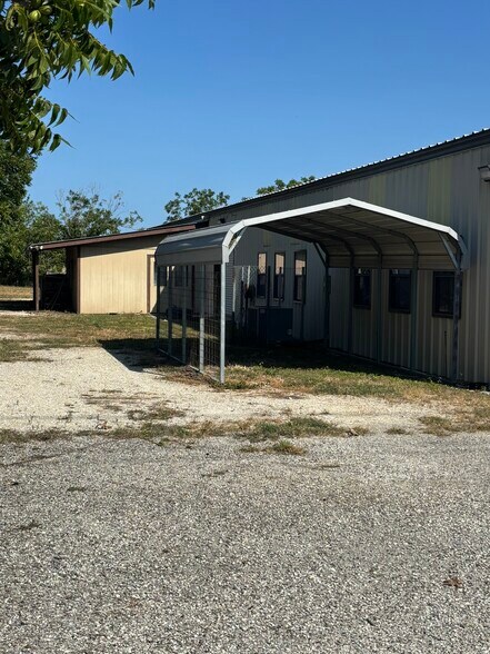 More Photos Of 5440 TX-123 Bypass South, Seguin Industrial For Sale