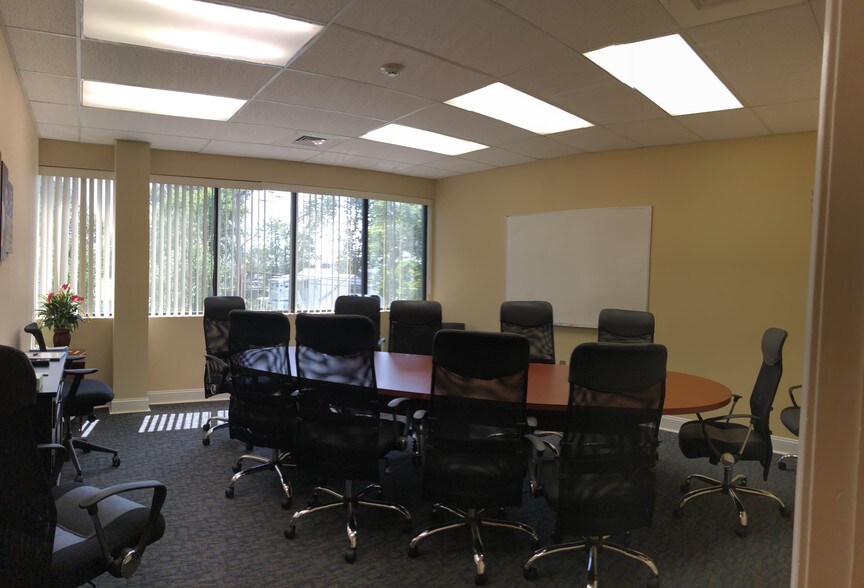 More Photos Of 556 Washington Ave, North Haven Office For Sale