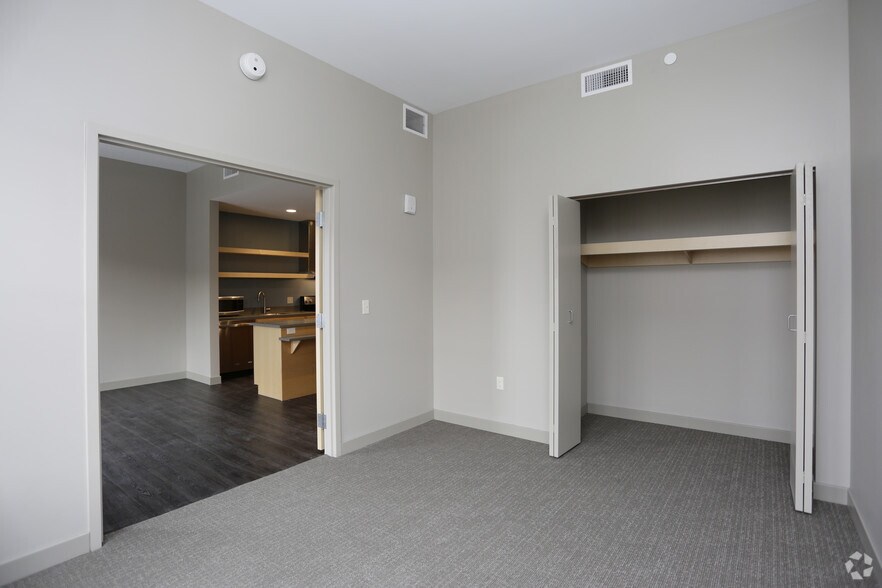 More Photos Of 415 Bridge St NW, Grand Rapids Apartments For Lease