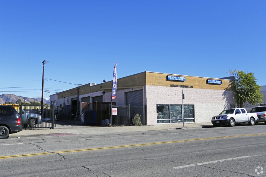 Primary Photo Of 1437 San Fernando Rd, San Fernando Showroom For Lease