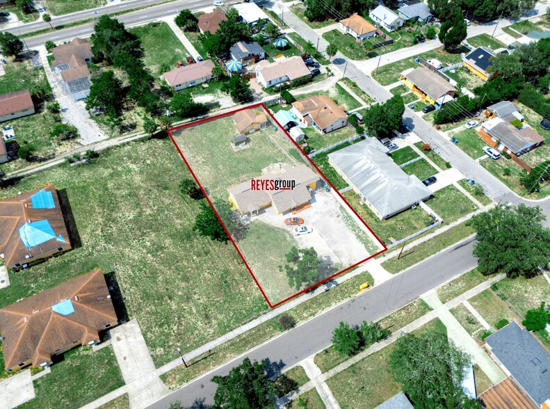 Primary Photo Of 1021 Cohassett Ave, Lake Wales Apartments For Sale
