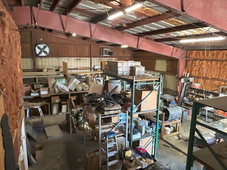 More Photos Of 2301 Brooklyn Ave, Harvey Light Manufacturing For Lease