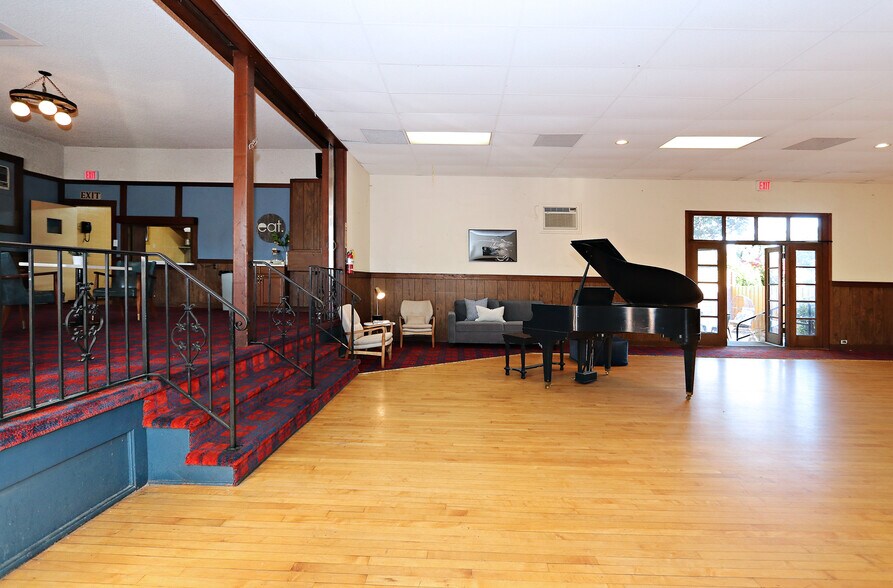 More Photos Of 6401 Ruby St, Los Angeles Loft Creative Space For Sale