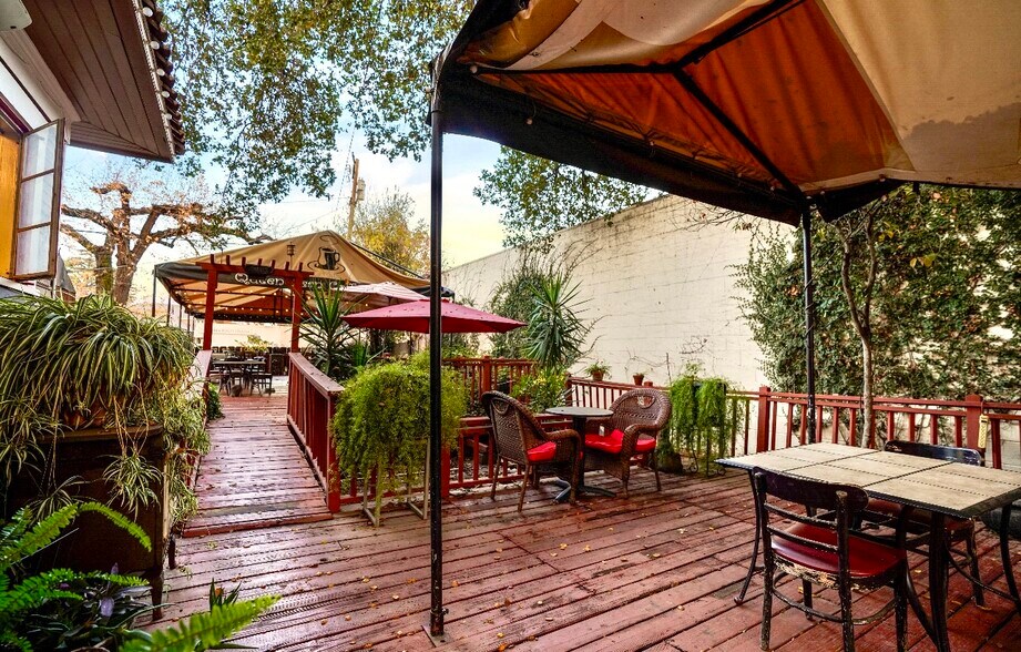 More Photos Of 1126 14th St, Modesto Restaurant For Sale