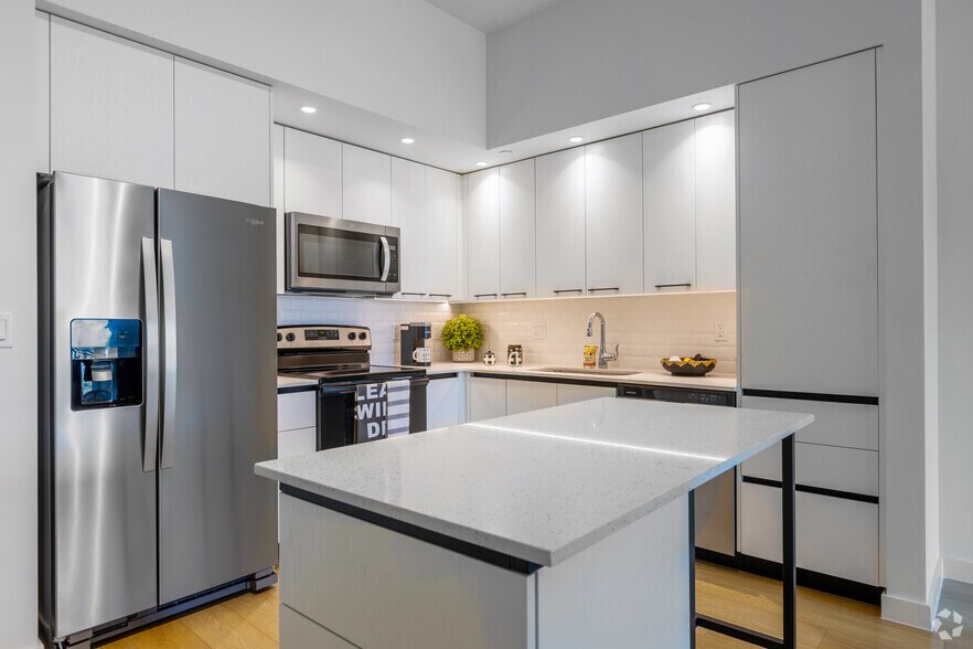 More Photos Of 8205 Commerce, Miami Lakes Apartments For Lease