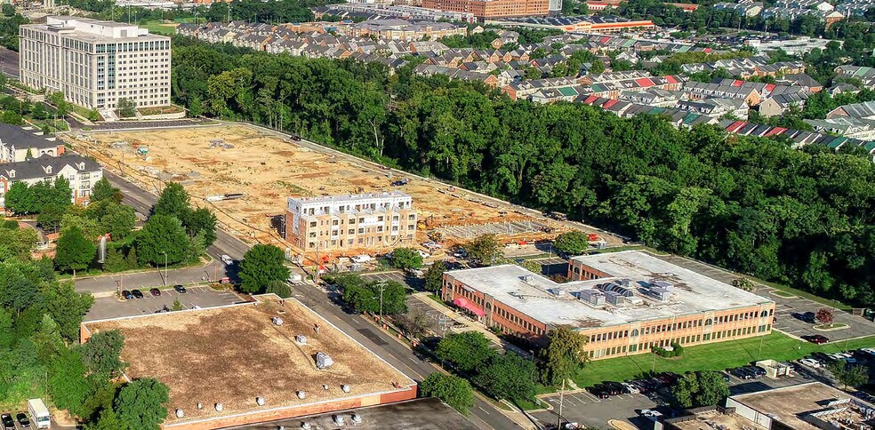 More Photos Of 4875 Eisenhower Ave, Alexandria Office For Sale