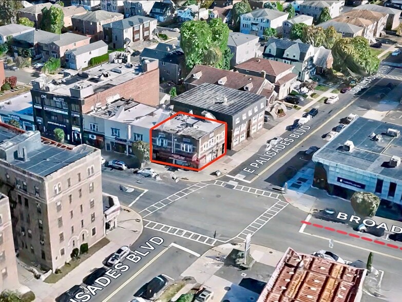 Primary Photo Of 402 Broad Ave, Palisades Park Storefront Retail Residential For Sale