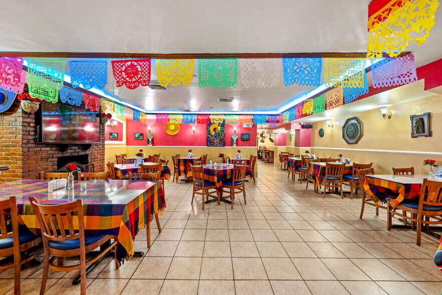 More Photos Of 358 W 23rd St, New York Multifamily For Sale