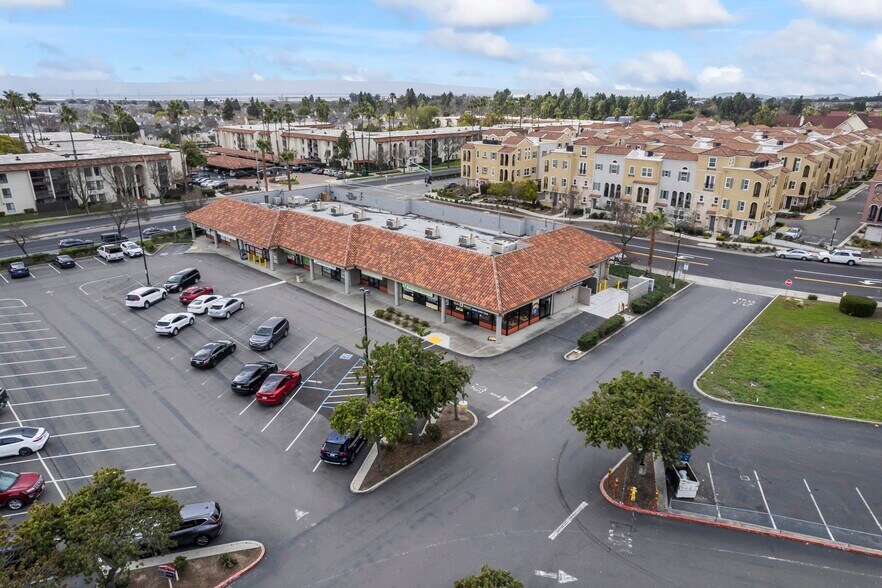 More Photos Of 39945 Balentine Dr, Newark Unknown For Lease