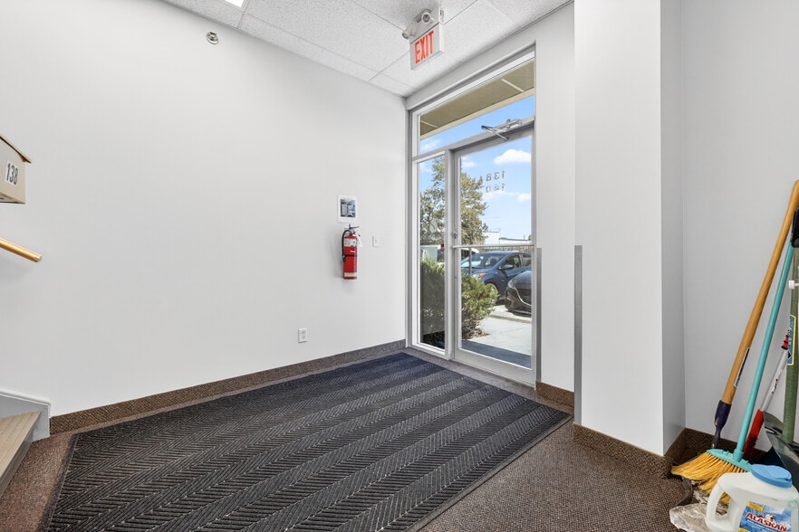 More Photos Of 5700 1st St SW, Calgary Warehouse For Sale